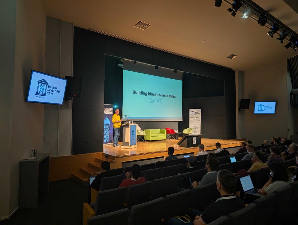 Jürgen on stage in Athens for his DrupalDevDays Keynote
